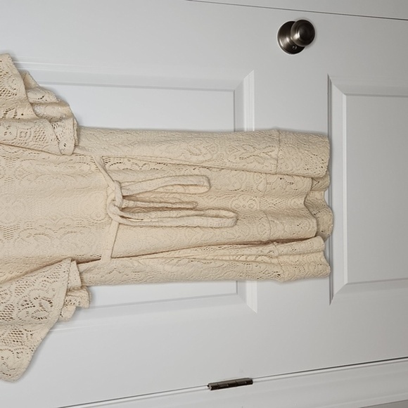 Tulle Anthropologie Cream Lace Shift Dress - Picture 8 of 9